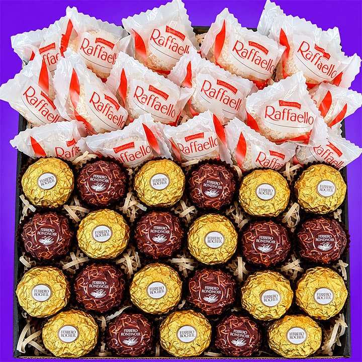 Ferrero Box з Ferrero Rocher, Ferrero Rondnoir і Raffaello у чорній подарунковій коробці і з вдвічі більше солодощів